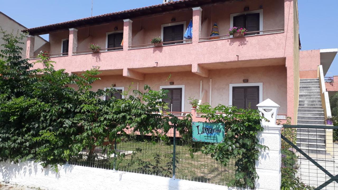 lina studios Mesongí Exterior foto