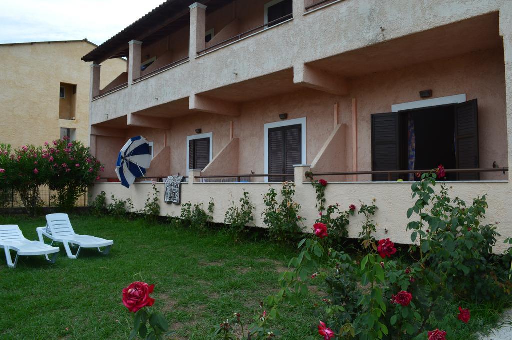 lina studios Mesongí Exterior foto